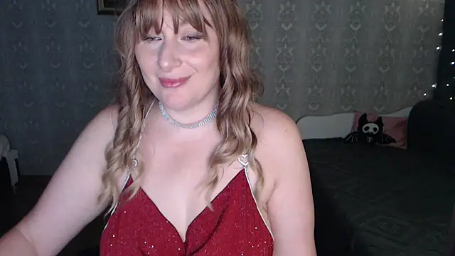 Yummy Gloria online show from November 5, 7:30 pm