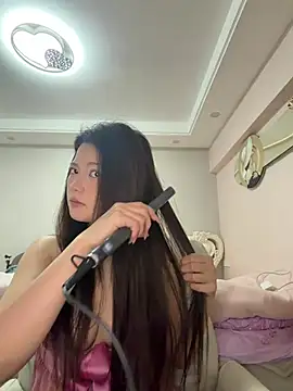 niannian6373 online show from April 2, 6:11 am