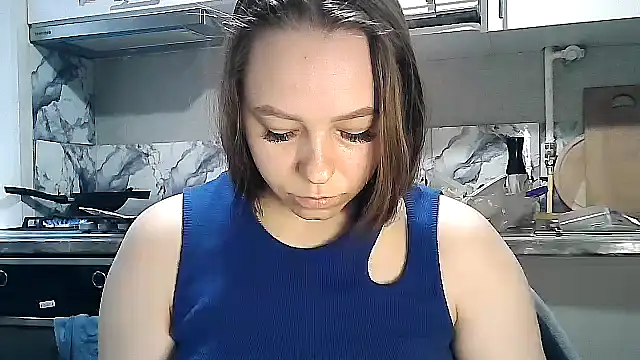 Ladikisss 20 online show from October 12, 6:27 am
