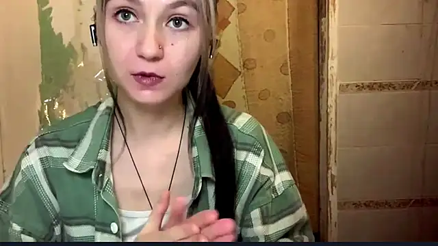 ArianeBhayani online show from October 24, 9:33 pm