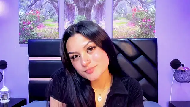 GAbrielaBotero online show from January 6, 7:39 pm