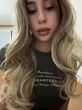 JudithCarly online show from May 1, 9:29 pm