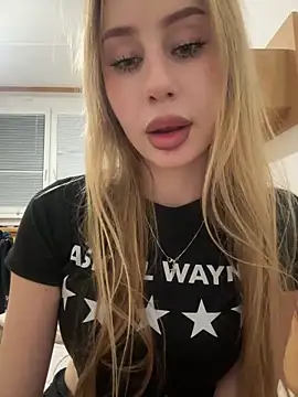 JudithCarly online show from February 4, 10:02 pm