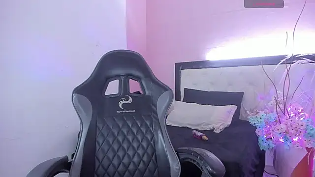 Barbieteeen online show from April 17, 5:31 am