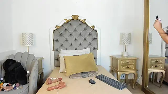 mary joseph online show from December 23, 4:16 am