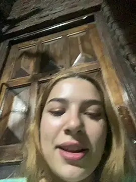 sssugarygirl online show from December 4, 4:04 am