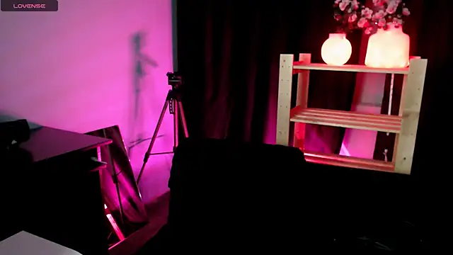 nikadinny online show from December 17, 12:27 am