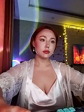 LolaMint  online show from December 3, 1:13 pm