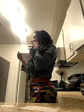 promisetoyou4 online show from January 6, 6:00 pm