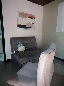 ElectraPink  online show from October 27, 12:33 pm