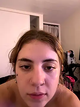 katiesxoxo3 online show from October 12, 6:27 am