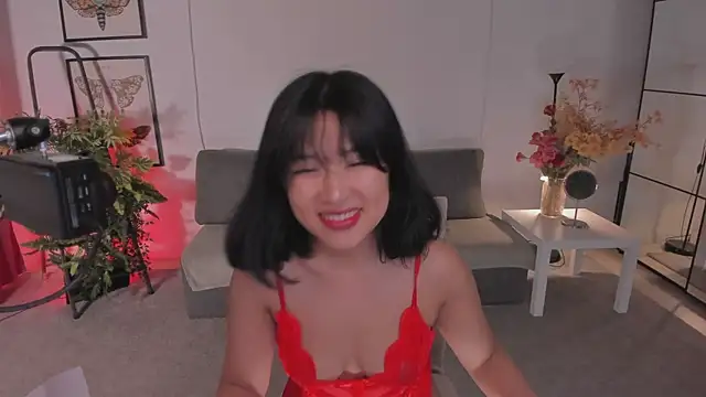 Erika Kim online show from December 4, 6:15 am