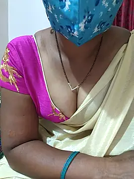 Snapshot of Best_Kannada_Couple chatting on October 14, 5:37 pm Best Kannada Couple online show from October 14, 5:37 pm