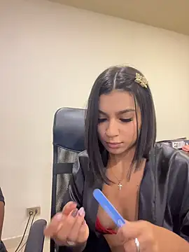 AlyssaRay online show from April 2, 1:41 pm