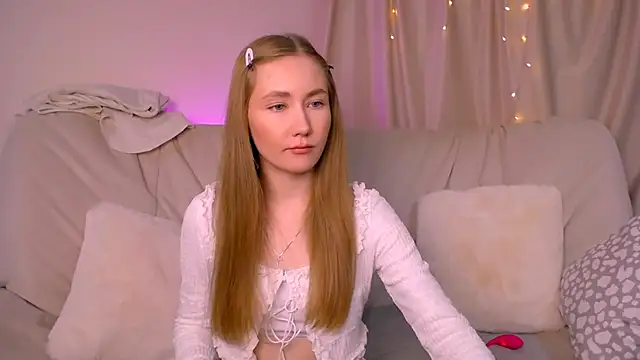 EllyColins online show from November 14, 3:06 am