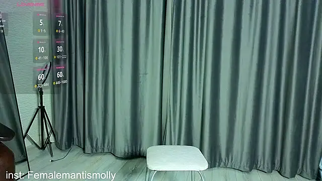 MissPompadure online show from November 23, 2:14 am