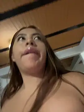 Emily Joee online show from November 16, 3:30 am