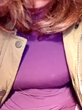 YiyinLy online show from January 10, 10:47 pm