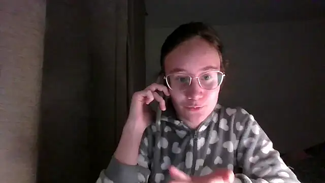 LuckySLove online show from January 5, 5:27 pm