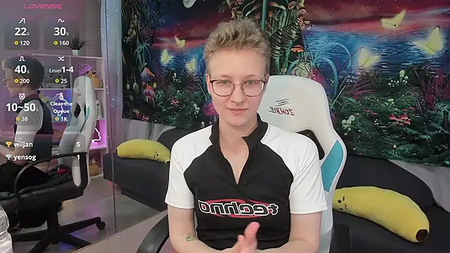 EllaSloan online show from October 23, 6:08 am