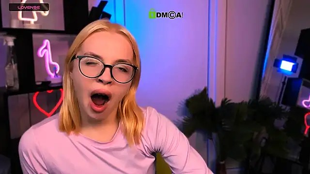 sendi cais online show from December 17, 12:42 pm