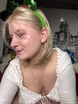 BonnyeBoom online show from December 20, 1:59 pm