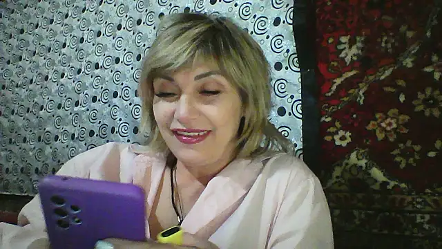 Lia Ray online show from October 20, 7:06 pm