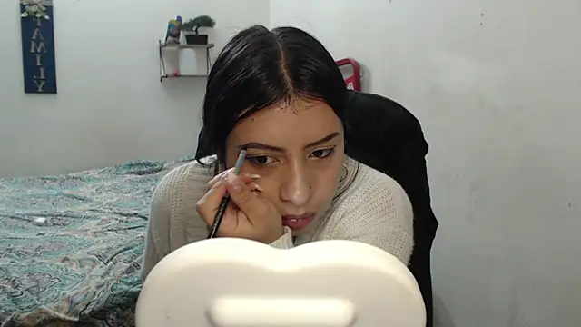 Lya Hall  online show from February 5, 2:36 am