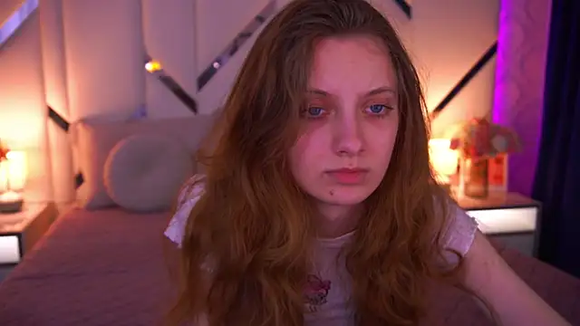 CuteeFoxy online show from March 25, 1:58 pm