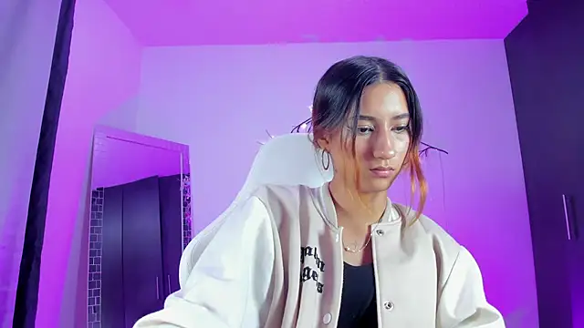 kittyrush  online show from March 9, 4:48 am