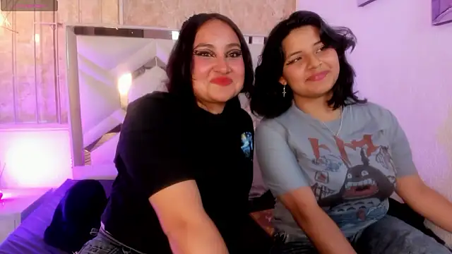 LILITHJONES  online show from March 11, 3:36 pm