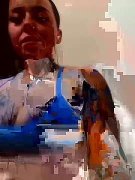 lucycoxxoxo online show from May 16, 2:03 am