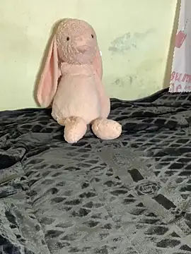 Aimee milk online show from December 14, 1:17 pm