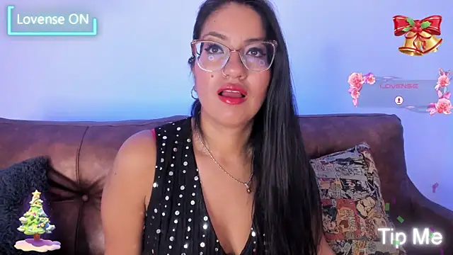 charlhot  online show from November 27, 1:25 pm