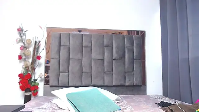 Salmma Milf online show from December 19, 11:57 am