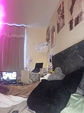 LucyMiax online show from February 5, 8:17 am