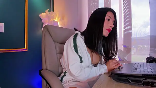 Rashel Frost  online show from June 12, 7:44 pm