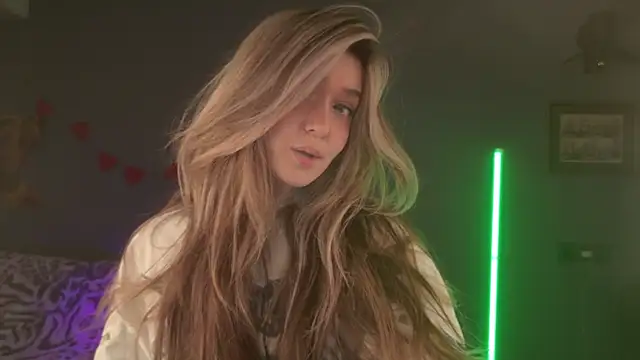 BellaSink online show from April 15, 6:14 am