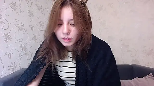 evaa here  online show from November 3, 7:56 am