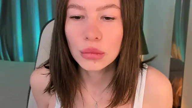 Cammila Cute online show from November 17, 2:29 pm