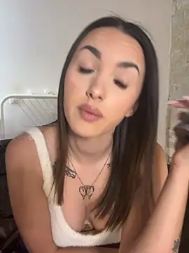 124zoepz online show from April 14, 2:28 pm