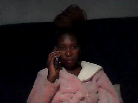 sexysmalldaily04 online show from October 25, 7:10 pm