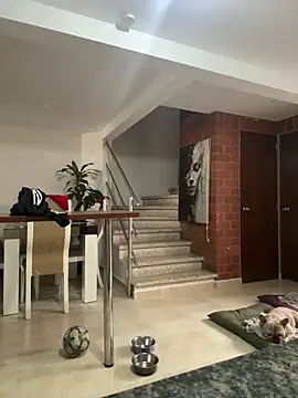 valentina herrrera online show from December 17, 12:31 pm