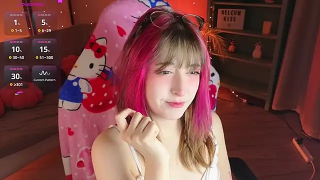 Soffi Toffi online show from March 18, 12:21 pm