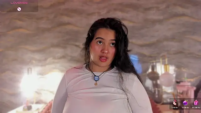 lilithst  online show from November 26, 9:16 pm