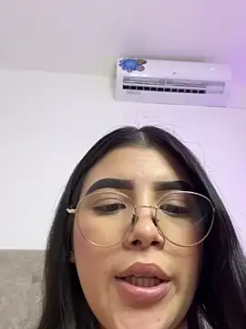 Julietalcl online show from November 17, 10:54 pm