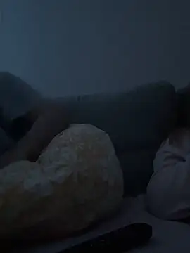 feetdetente online show from November 10, 1:00 am