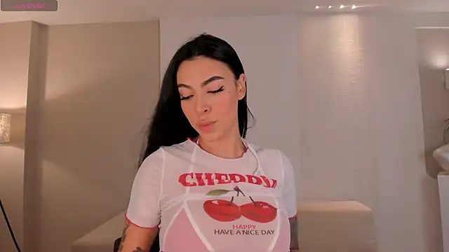 ChristineFord  online show from February 26, 12:37 pm