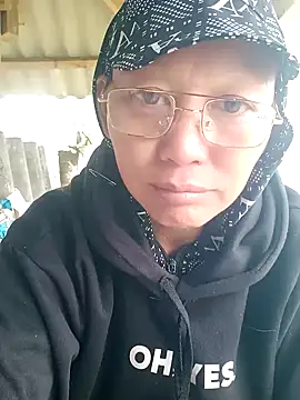 nui-show online show from November 20, 4:35 am