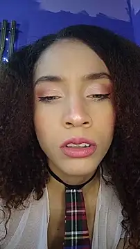 Luna-Vixen1 online show from November 27, 11:35 am